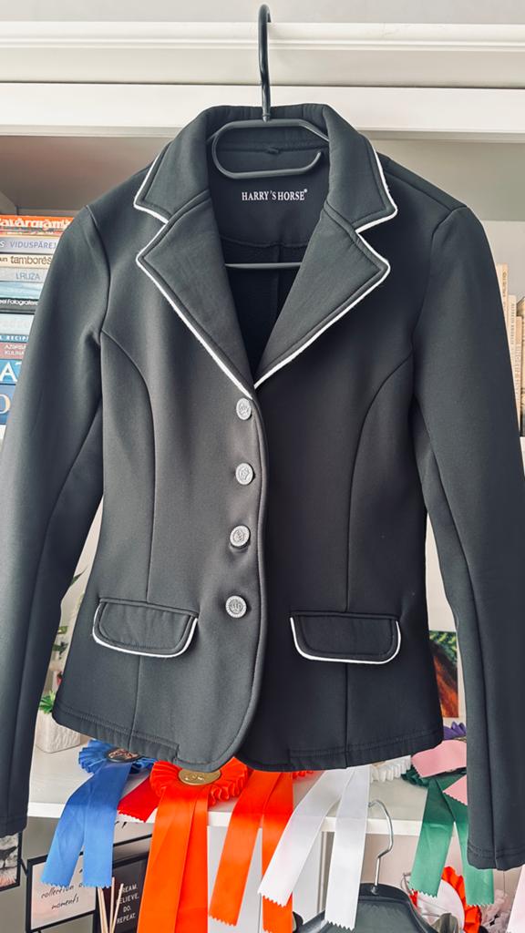 Harry's Horse Wedstrijdjasje XS - Zwart met witte bies, Dieren en Toebehoren, Paardrijkleding, Kinderen, Dressuur, Ophalen of Verzenden