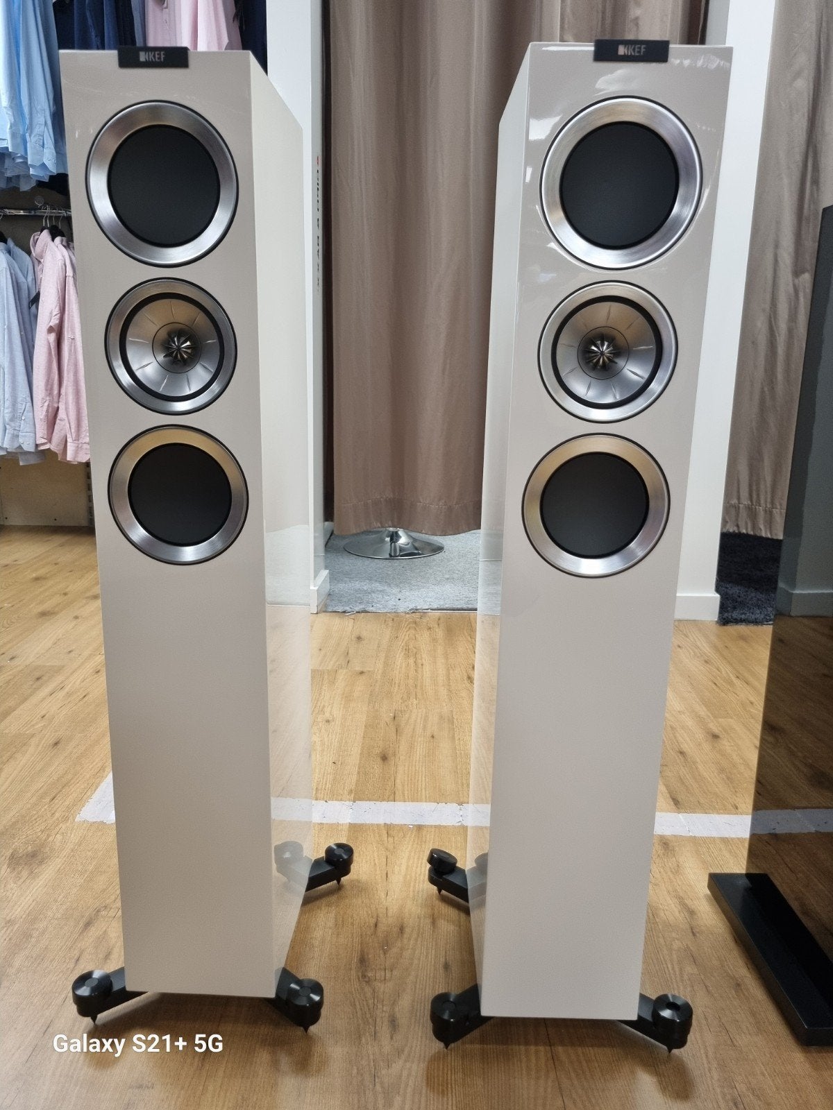 ✅KEF R500 Vloerstaande Luidspreker-Wit in uitstekende staat!
