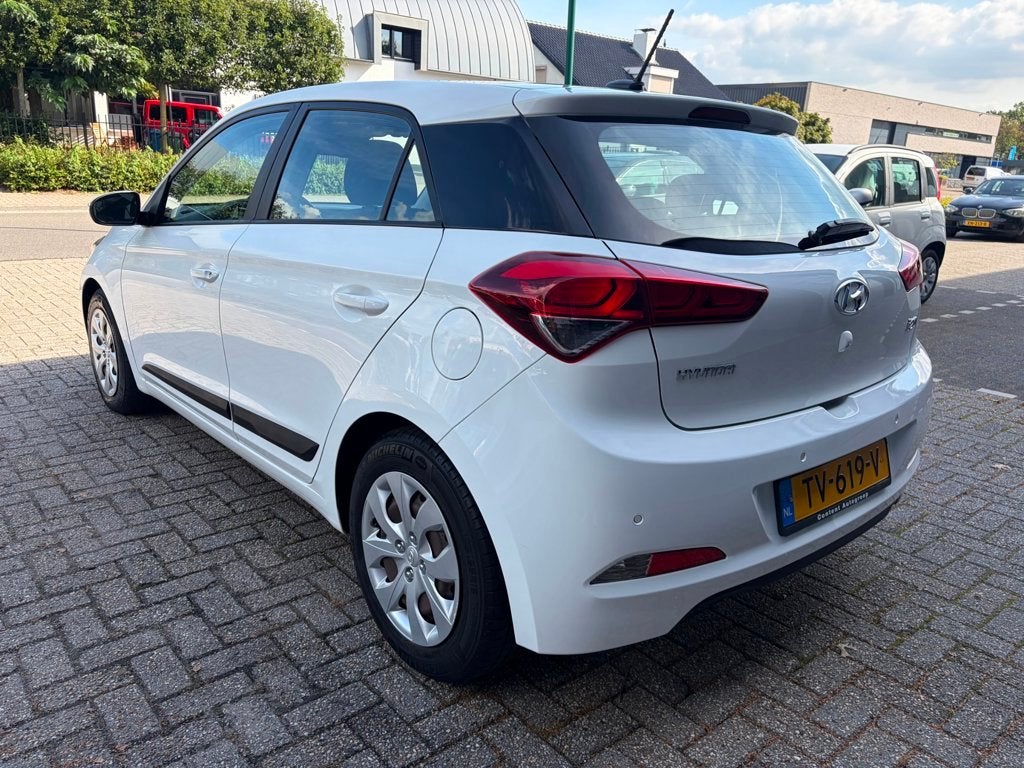 Hyundai I20 1.0 T-GDI Comfort, Camera, Cruise, Clima, Navi, 450 kg, Euro 6, 100 pk, Origineel Nederlands