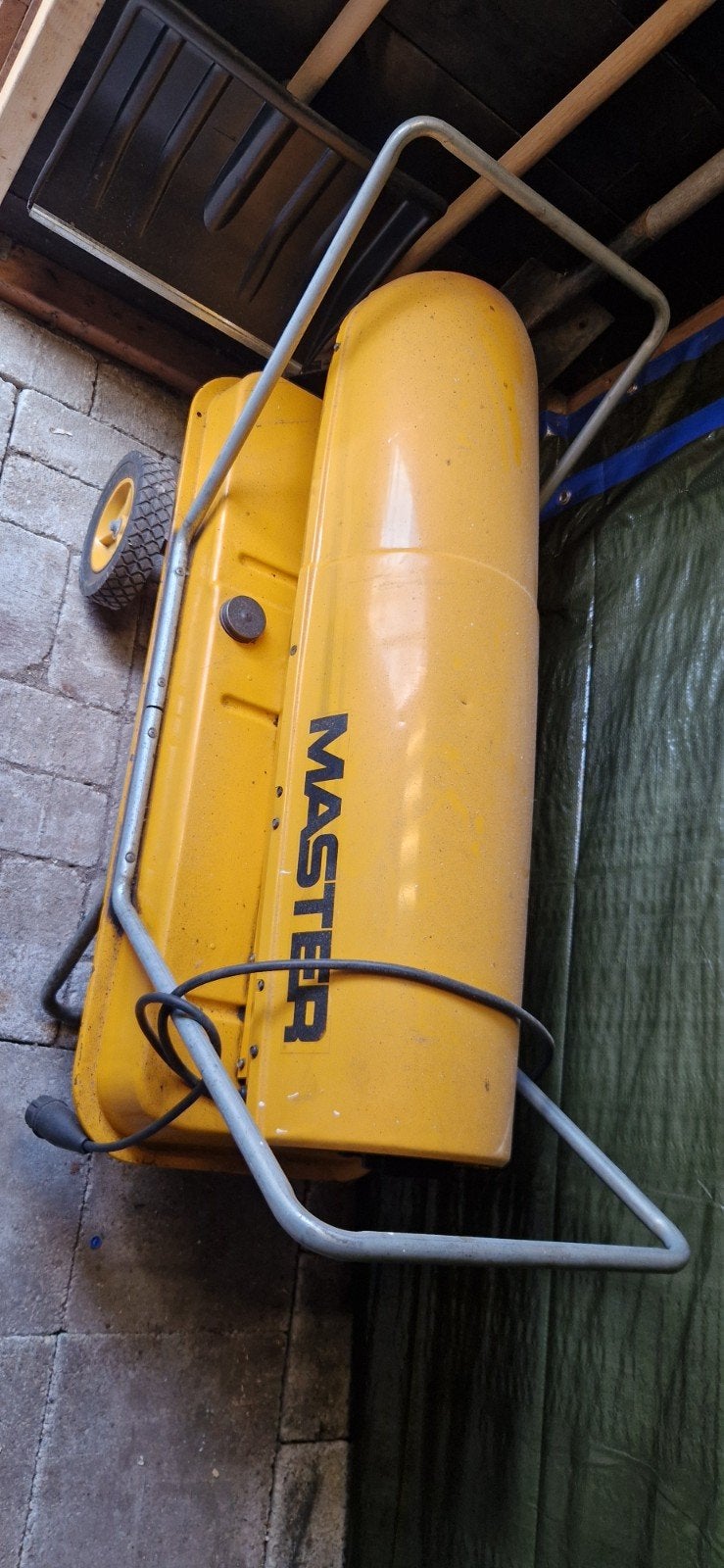 Master diesel kachel - Krachtige verwarming op wielen, Ophalen, Gebruikt, Kachel, 60 tot 150 cm