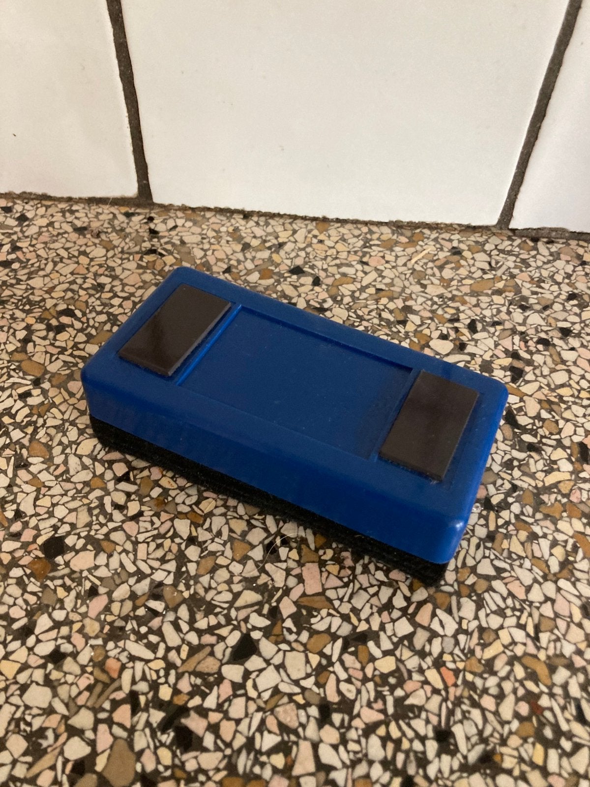Withebord borstel met magneten, Ophalen of Verzenden, Zo goed als nieuw
