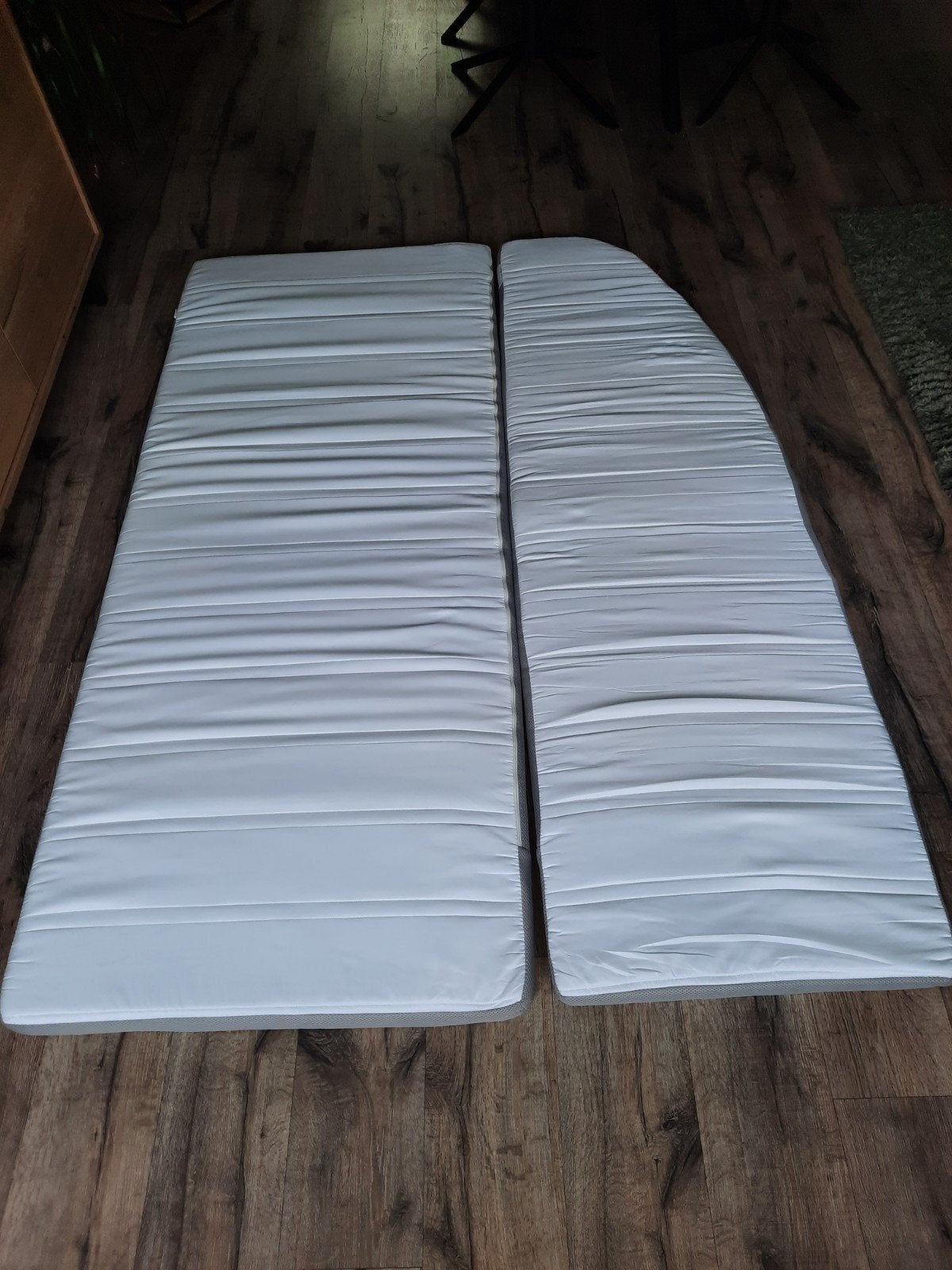 Twee comfortabele toppers 1 seizoen gebruikt . 195 x 140 cm, Ophalen, Zo goed als nieuw