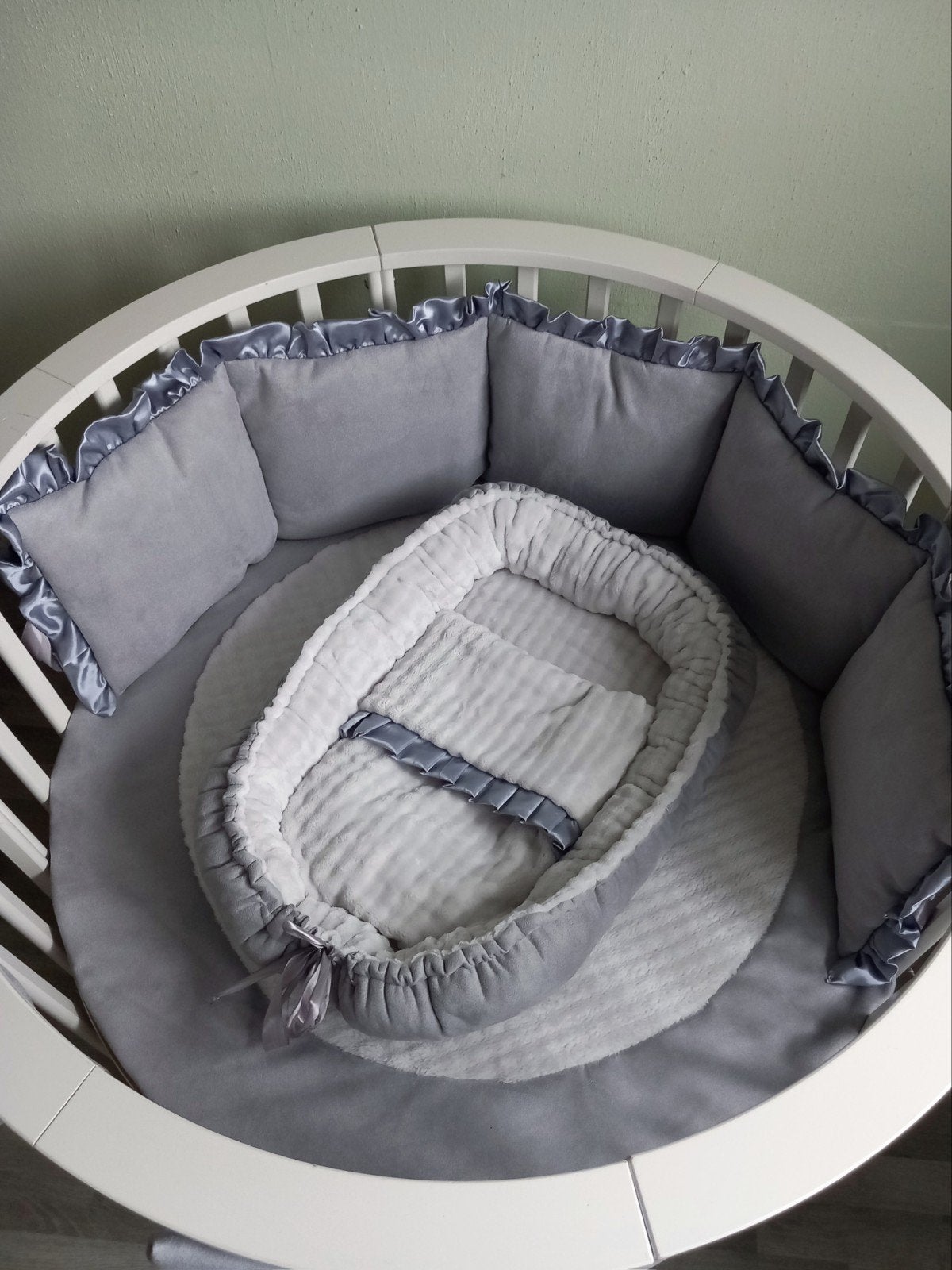 NIEUW! HAND GEMAAKT! 95/98CM., Kinderen en Baby's, Boxen, Ophalen of Verzenden, Nieuw, Rond