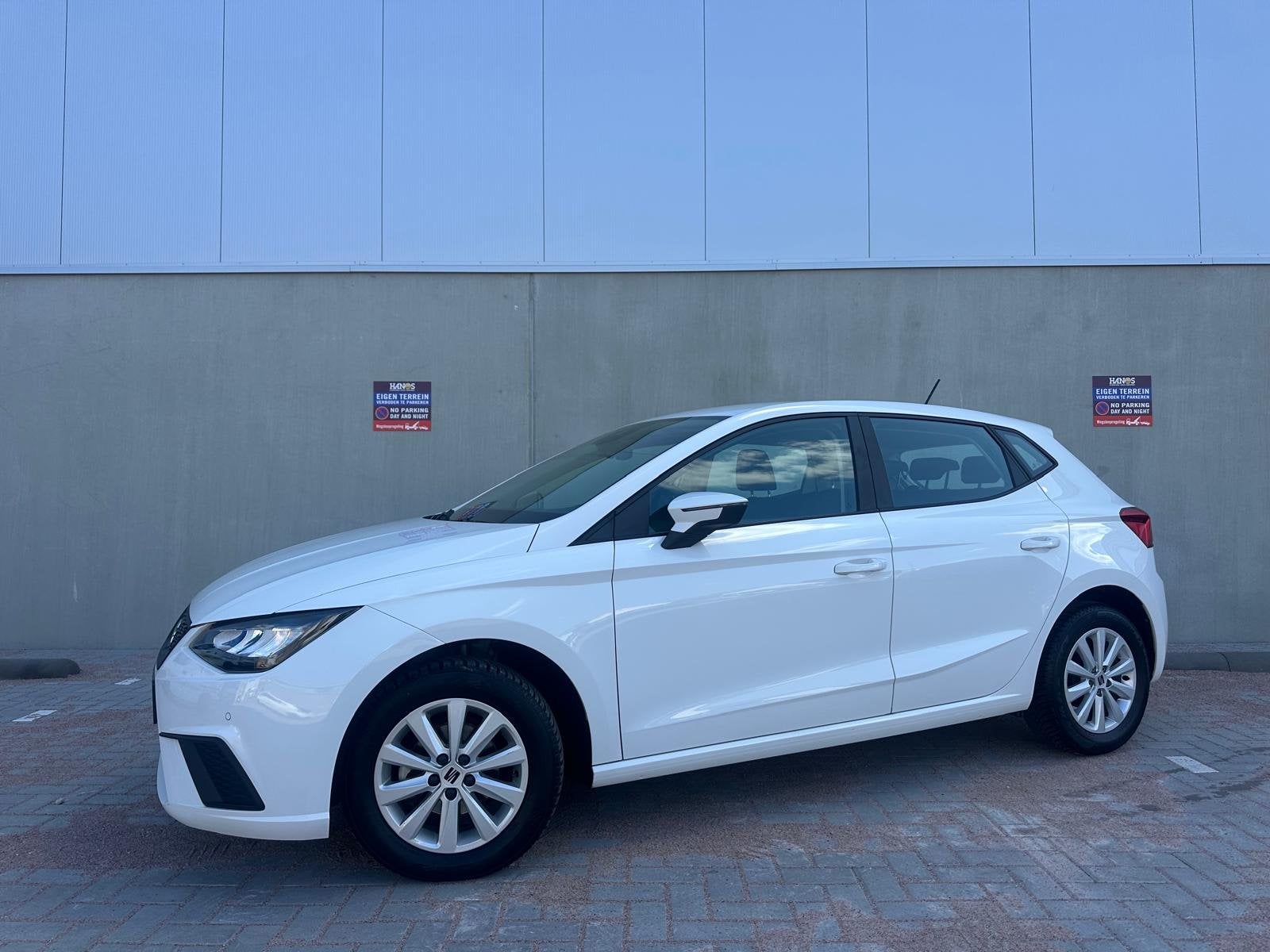 SEAT Ibiza 1.0 MPI Style Climate C, Cruise C, Navigatie, Lmv, Voorwielaandrijving, Stof, Gebruikt, Met garantie (alle)