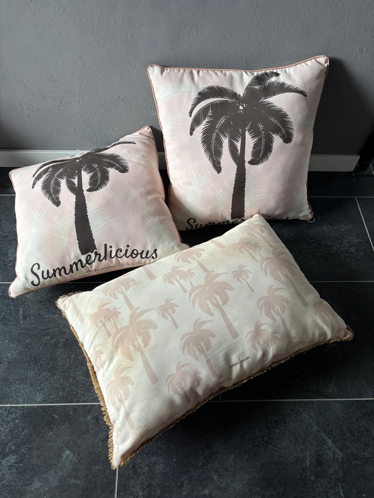 Riviera Maison Outdoor kussens / set, Ophalen of Verzenden, Zo goed als nieuw, Vierkant