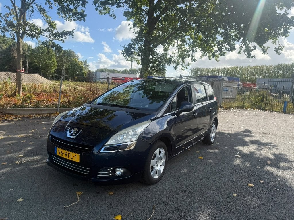 Peugeot 5008 1.6 VTI 7PL 2011 Blauw, Voorwielaandrijving, 4 cilinders, Blauw, Handgeschakeld