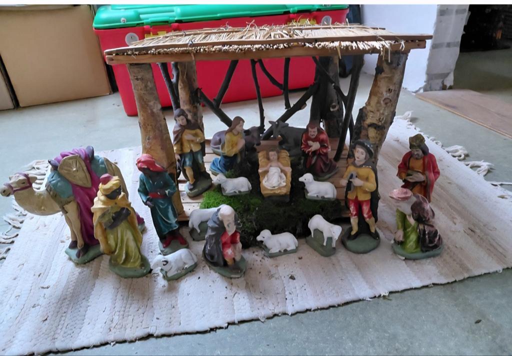 Antieke kerststal, Diversen, Kerst, Ophalen of Verzenden, Zo goed als nieuw