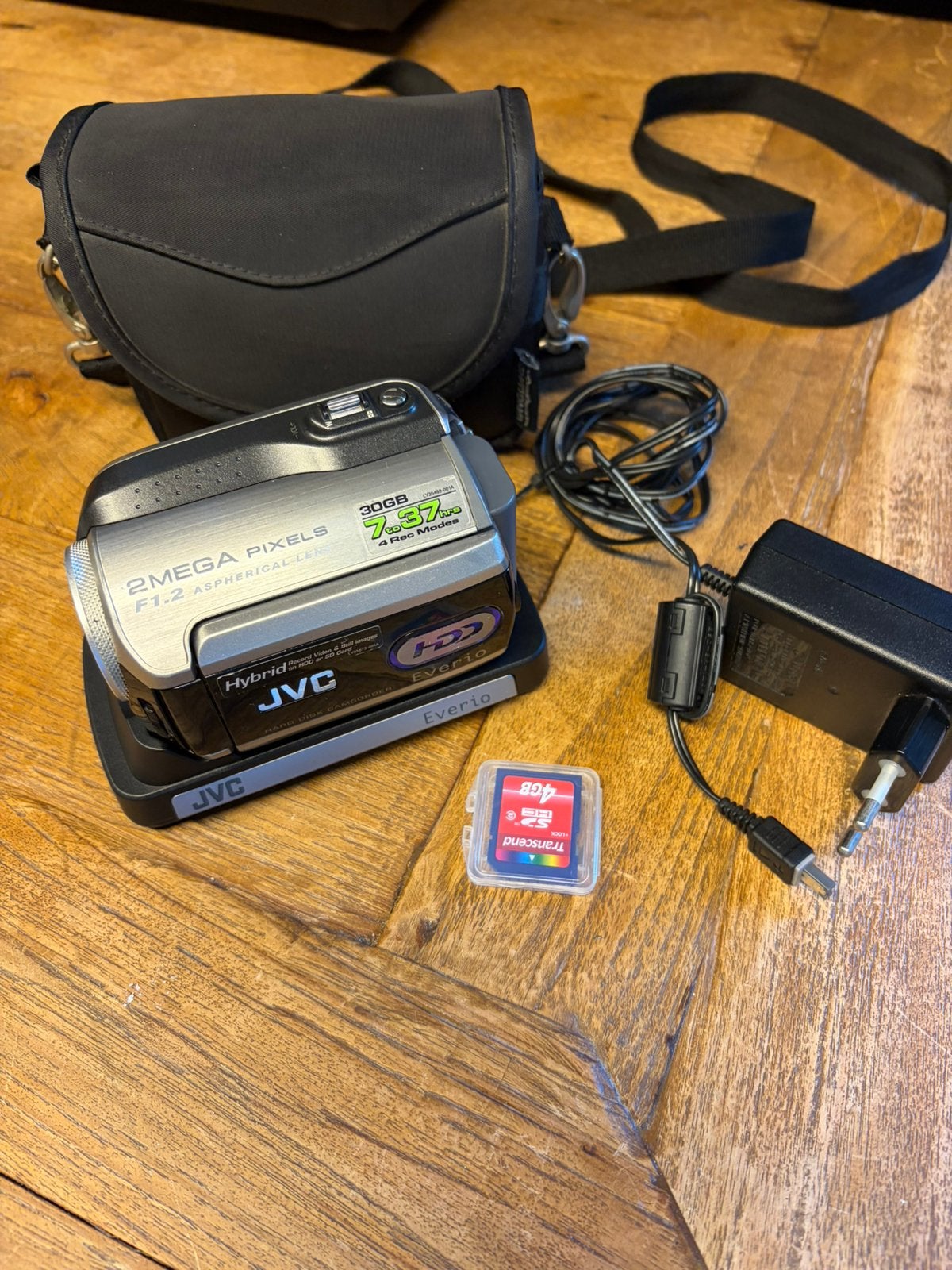 JVC everio HDD 30 GB camcorder izgst., JVC, 20x of meer, Ophalen of Verzenden, Zo goed als nieuw