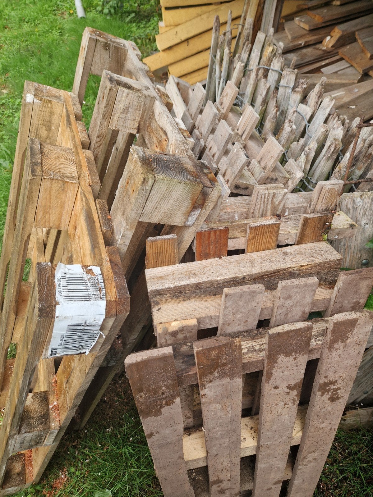 gratis af te halen diverse pallets, Ophalen