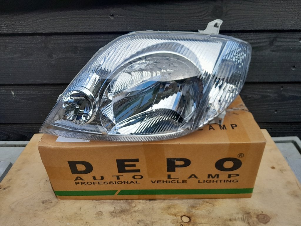 KOPLAMP Links - NIEUW - TOYOTA COROLLA IV - E12 - E120