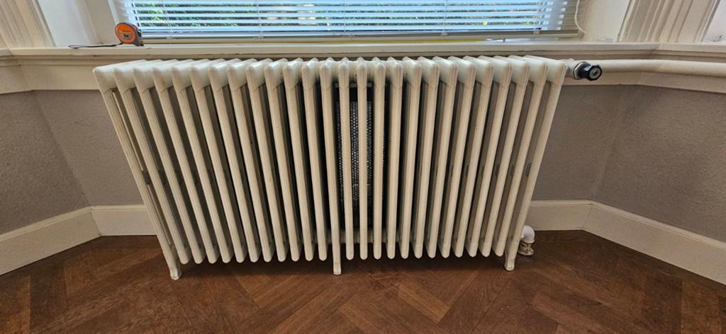 Retro gietijzeren radiator, Doe-het-zelf en Verbouw, Verwarming en Radiatoren, Ophalen, 30 tot 80 cm, Radiator, 60 tot 150 cm