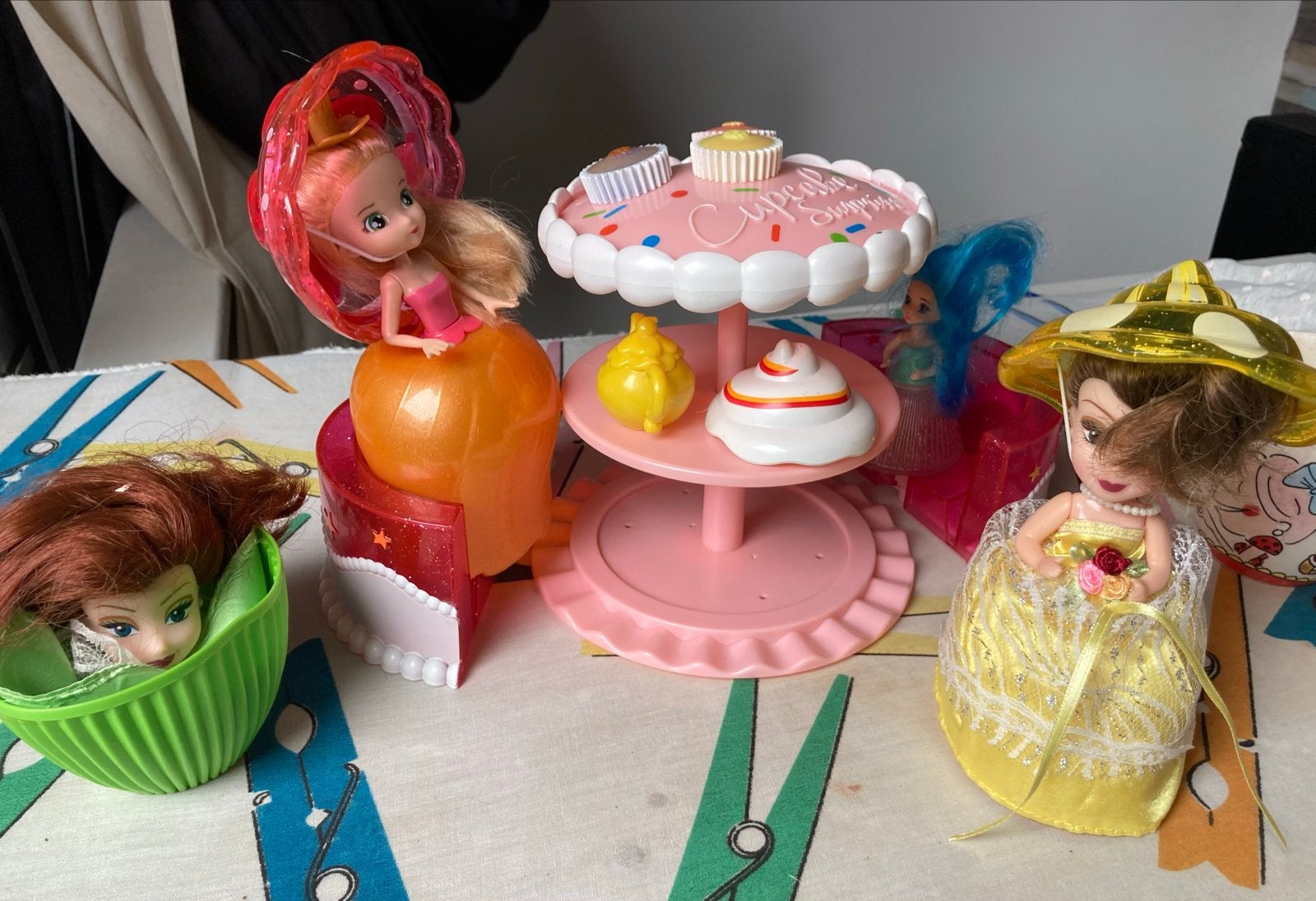 Cupcake Surprise poppen en accessoires, Ophalen of Verzenden, Gebruikt, Overige typen