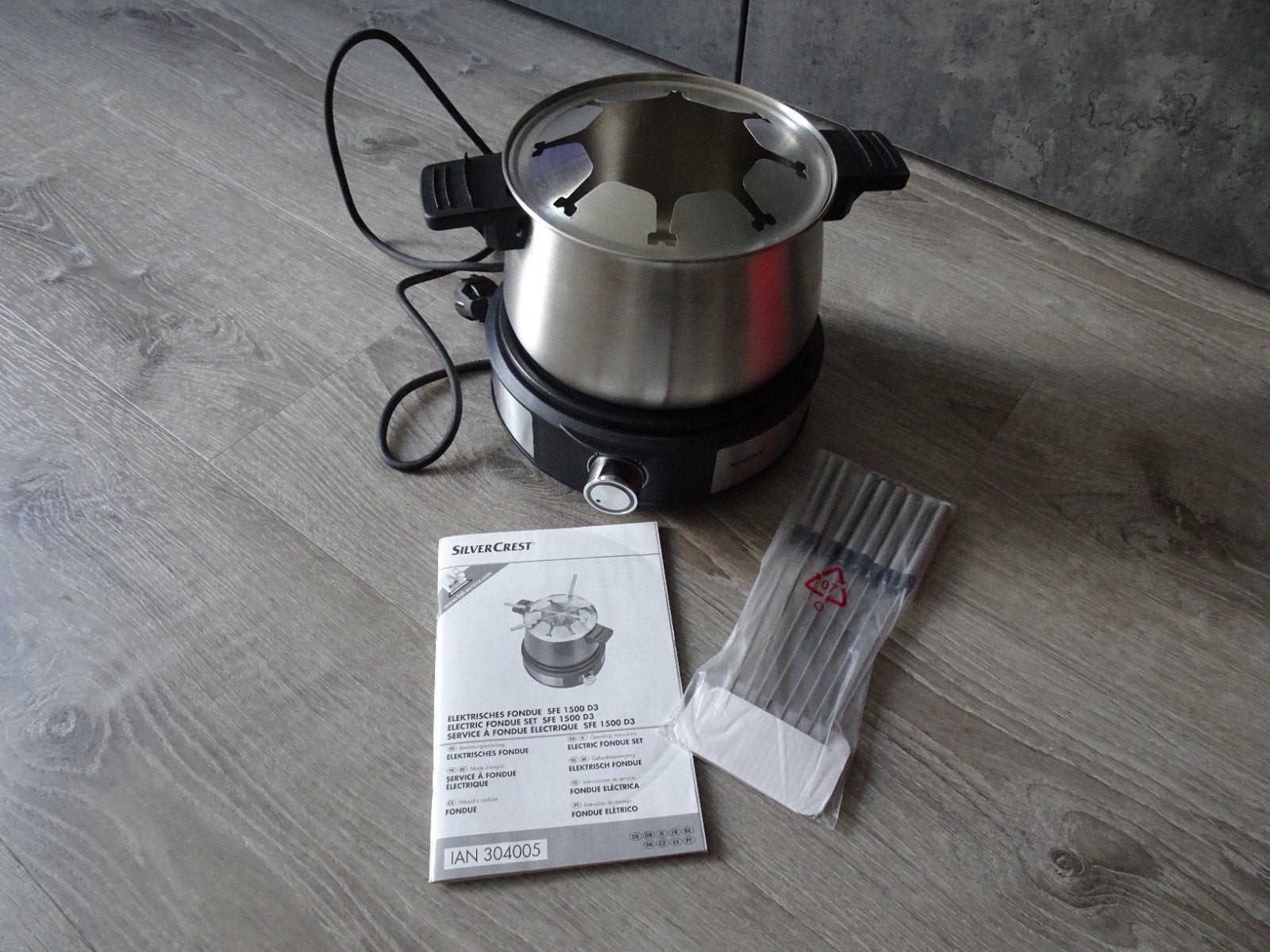 SILVERCREST ELEKTRISCHE FONDUEPAN
3L, Witgoed en Apparatuur, Fonduesets, Zo goed als nieuw, Fondueset, Elektrisch, Ophalen of Verzenden