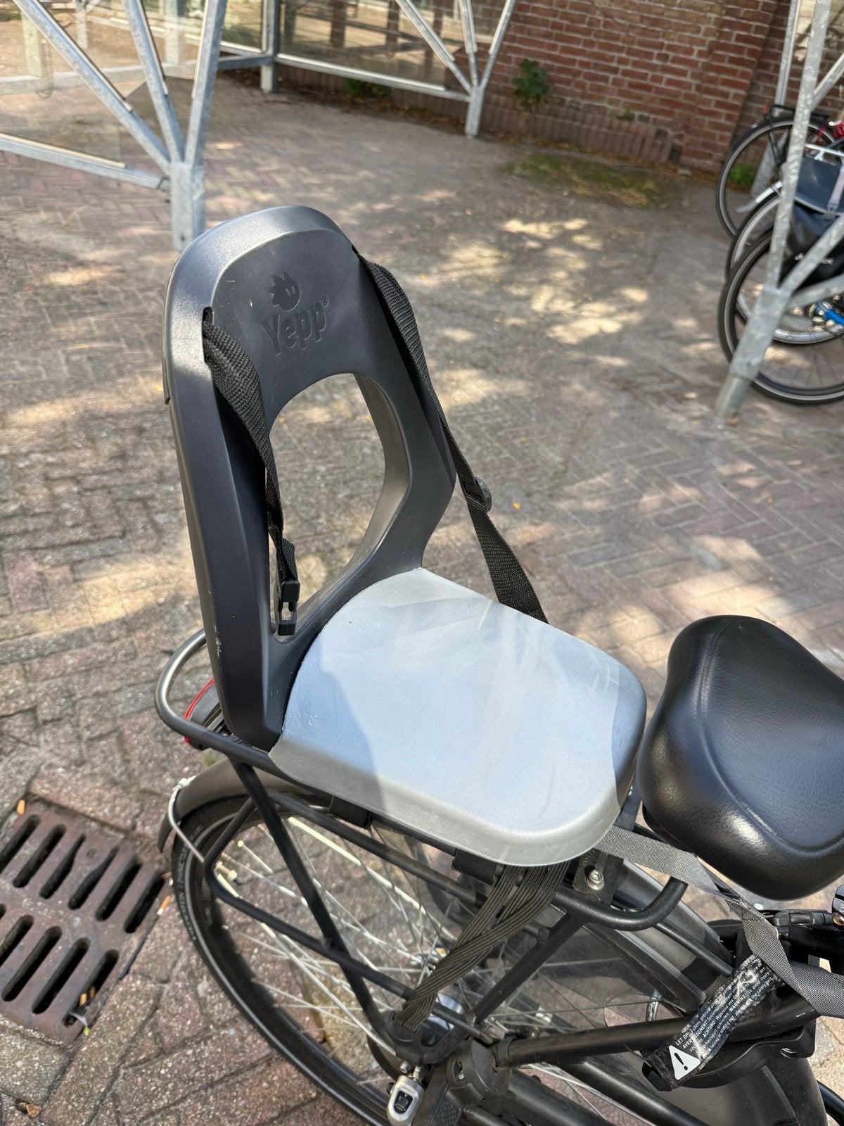 Yepp Achterzitje voor fiets - Gebruikt, Fietsen en Brommers, Fietsaccessoires | Fietsstoeltjes, Ophalen of Verzenden, Gebruikt