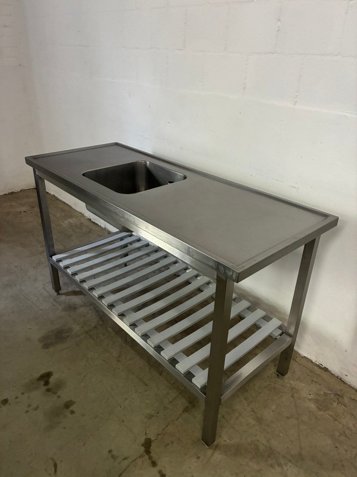 Te koop rvs spoeltafel werktafel met kunststof onderliggers, Ophalen, Zo goed als nieuw