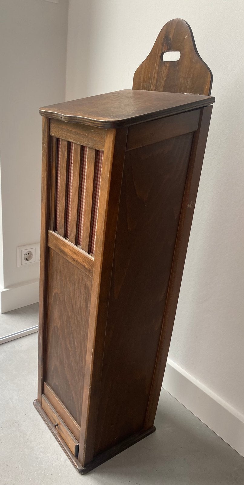 Vintage Frans broodkast/ opbergkast, Ophalen