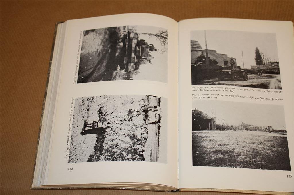 Doelwit. Gilze-Rijen, 1940/1945. Veenstra. Gesigneerd., Ophalen of Verzenden, Tweede Wereldoorlog, Gelezen, Overige onderwerpen