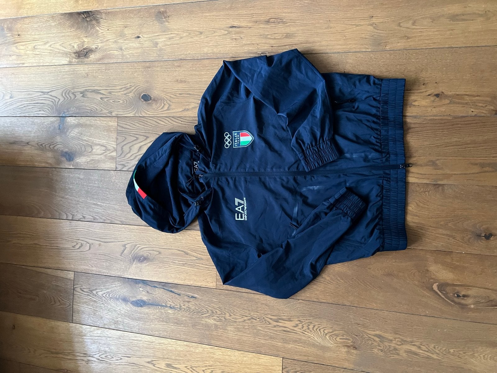 EA7 Emporio Armani unisex sport  vest maat xl ( valt als L), Blauw, Overige maten, Ophalen of Verzenden, Zo goed als nieuw
