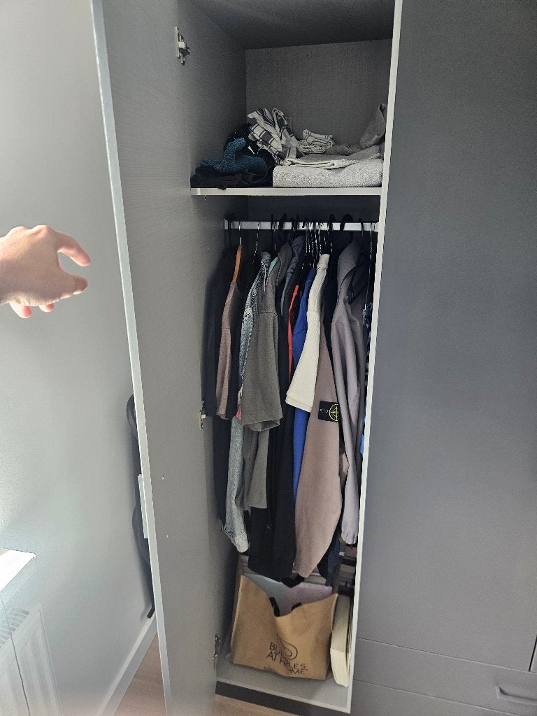 Kledingkast te koop!, Huis en Inrichting, Kasten | Kledingkasten, 150 tot 200 cm, Zo goed als nieuw, 150 tot 200 cm, Overige houtsoorten