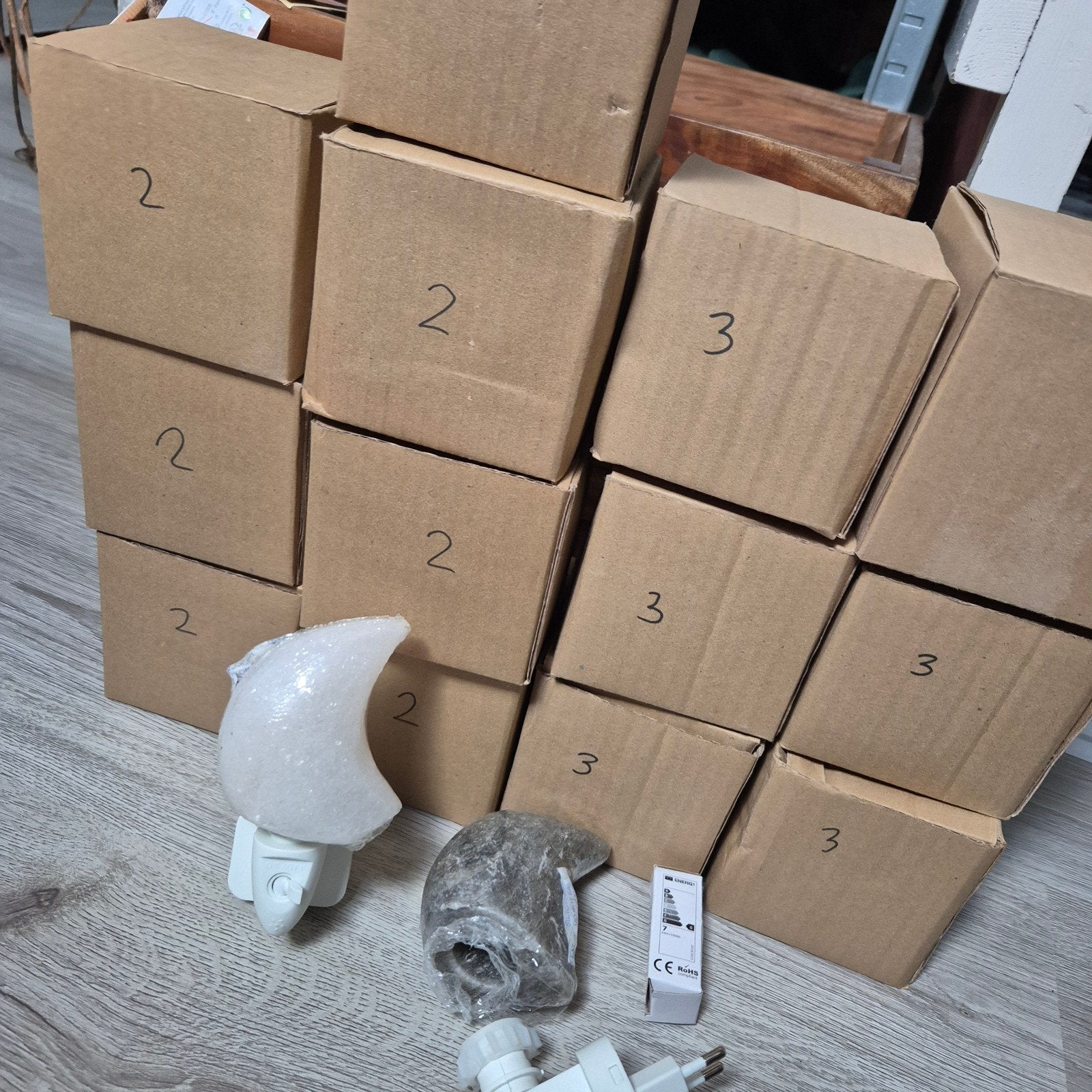 Partij 15xHimalaya Zoutlamp Maan Nachtlampje - Nieuw in Doos, Met schakelaar, Wit, E14 (klein), Nieuw