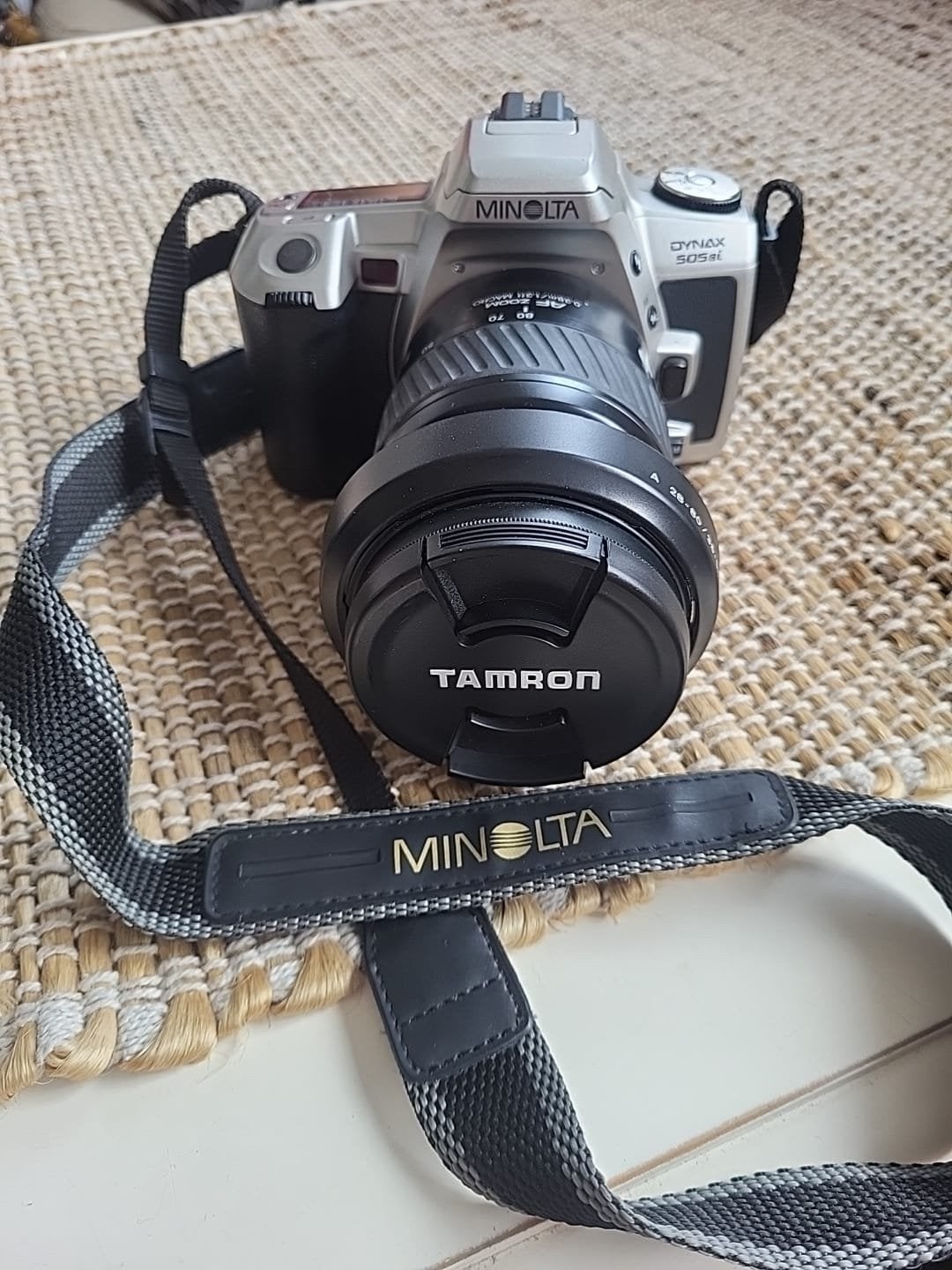 Minolta Dynax 505si Spiegelreflexcamera met Tamron lens, Audio, Tv en Foto, Fotocamera's Analoog, Ophalen of Verzenden, Zo goed als nieuw