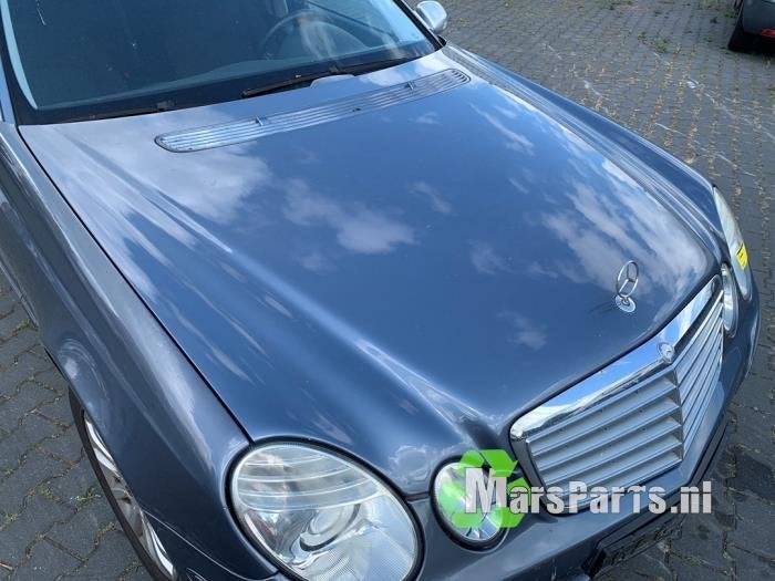 Motorkap van een Mercedes E-Klasse (353), Gebruikt, -, Ophalen of Verzenden, -