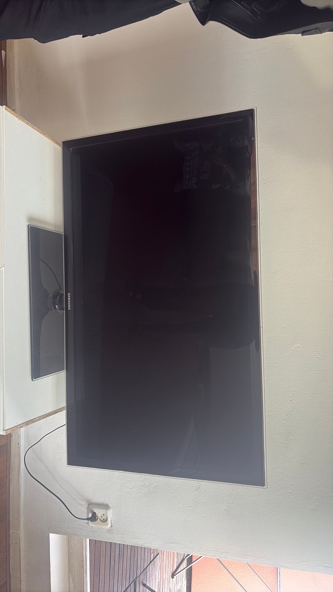 Tv gratis, Computers en Software, Monitoren, HD, Ophalen of Verzenden, Zo goed als nieuw, Onbekend