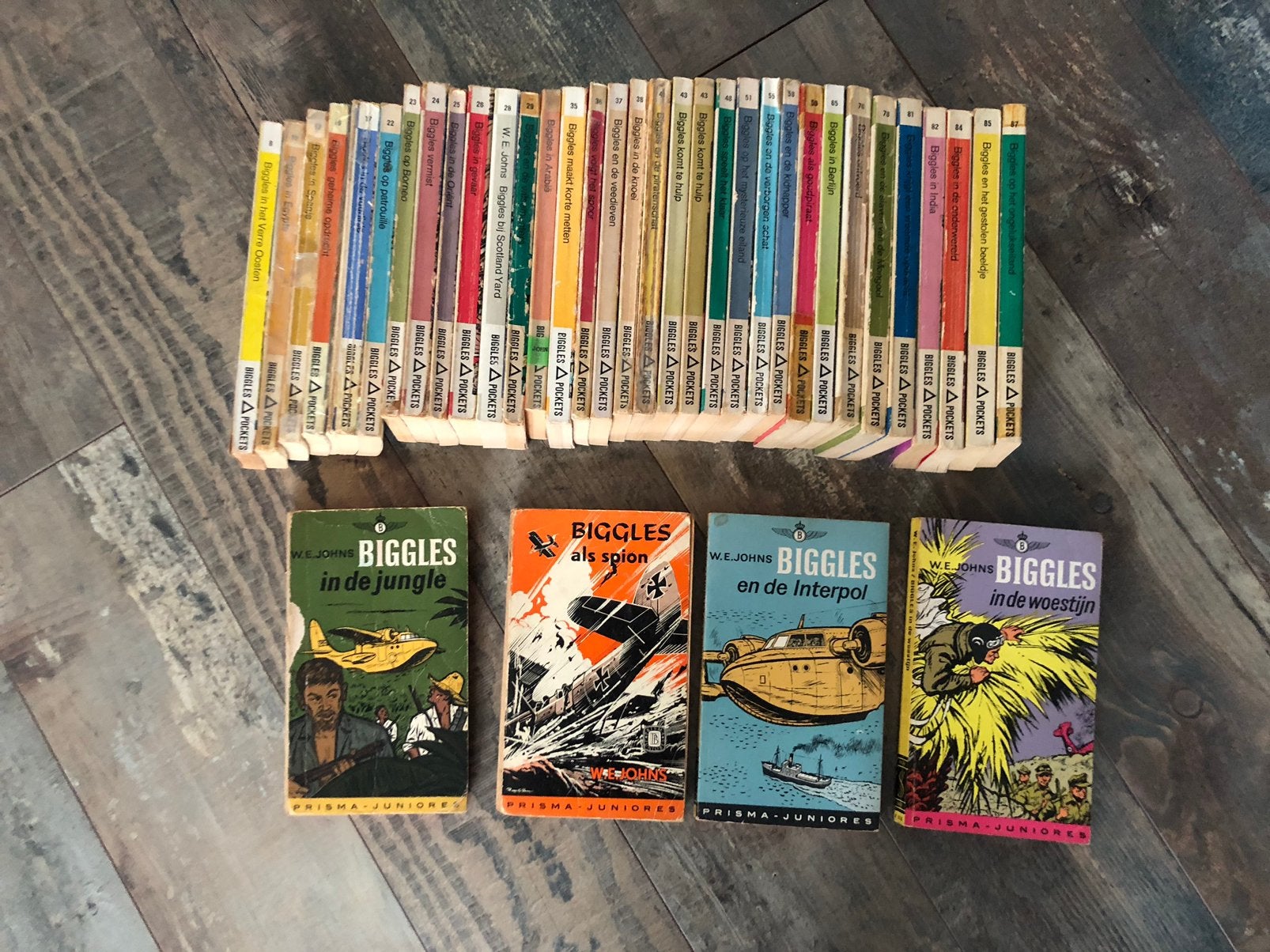 Biggles pocket boekjes , vintage uit de jaren 60, Ophalen, Gelezen, Stripboeken