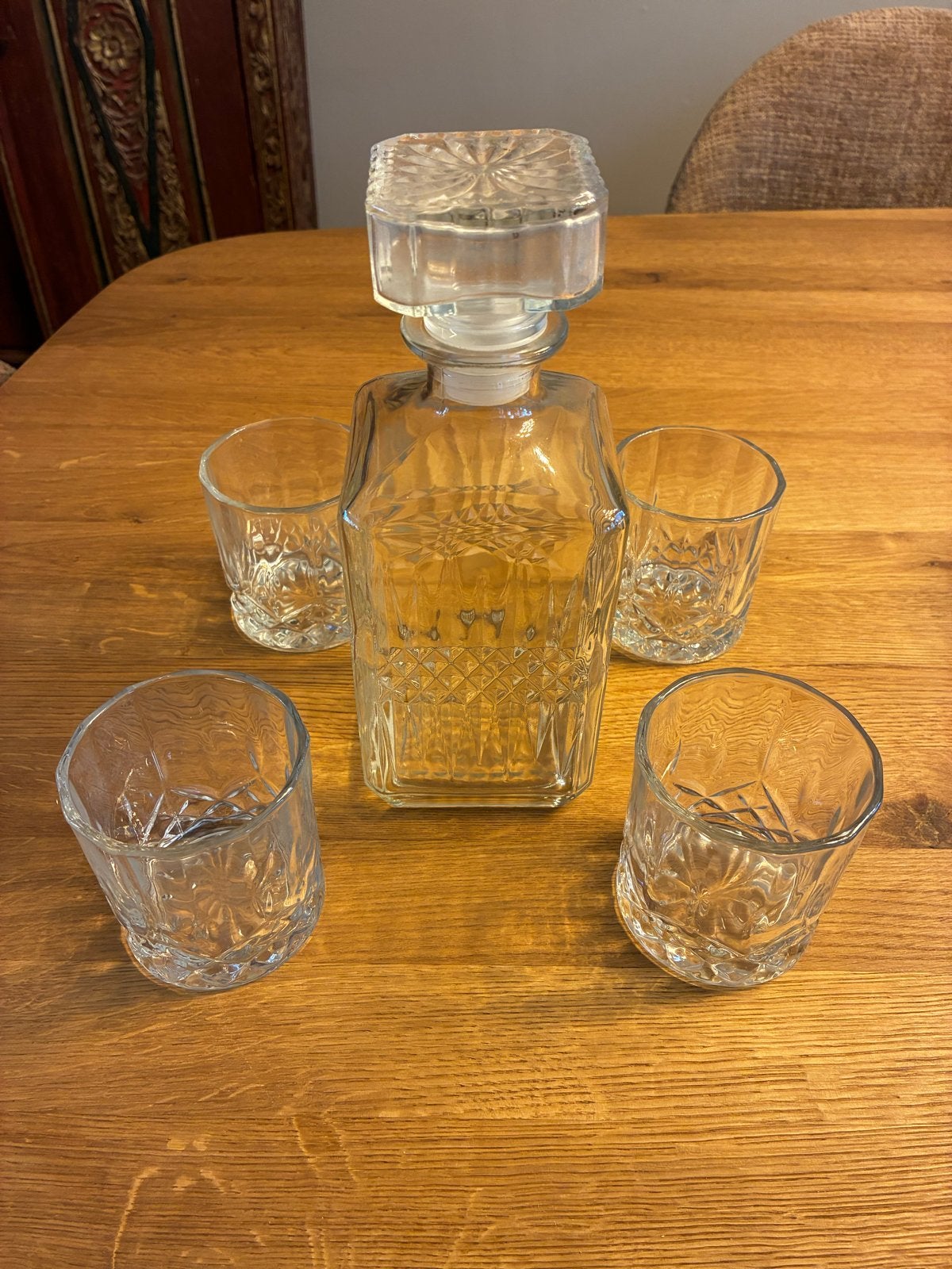 Vintage Glazen Karaf met 4 Whiskey Glazen, Ophalen