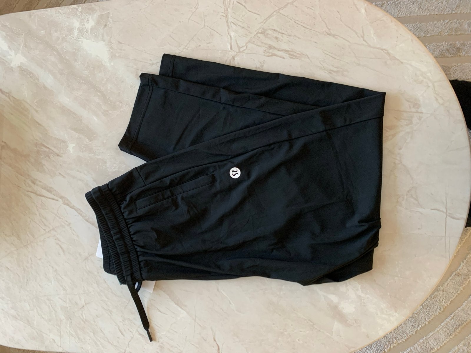 Lululemon zwarte sportbroek, Kleding | Dames, Maat 38/40 (M), Zwart, Nieuw, Ophalen of Verzenden