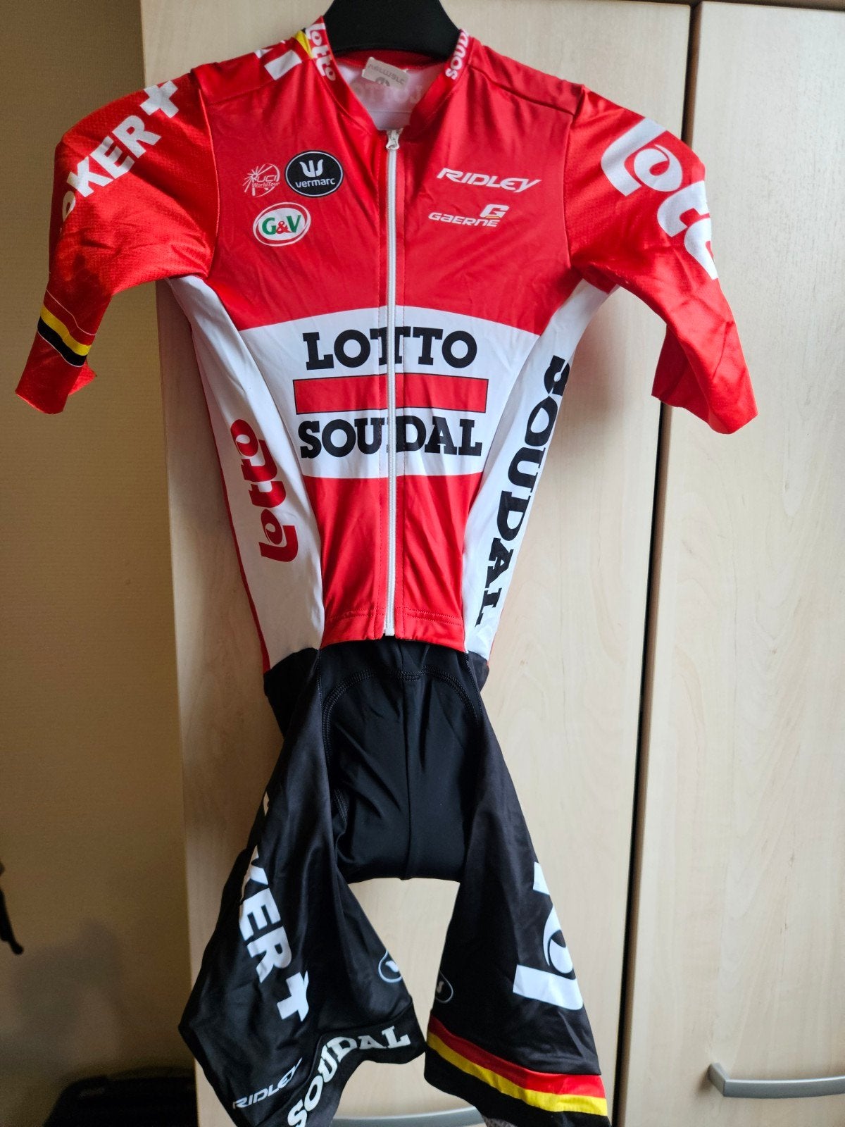 Origineel Lotto Soudal sprintpak - Nieuw en ongedragen, Ophalen of Verzenden, Nieuw, Kleding