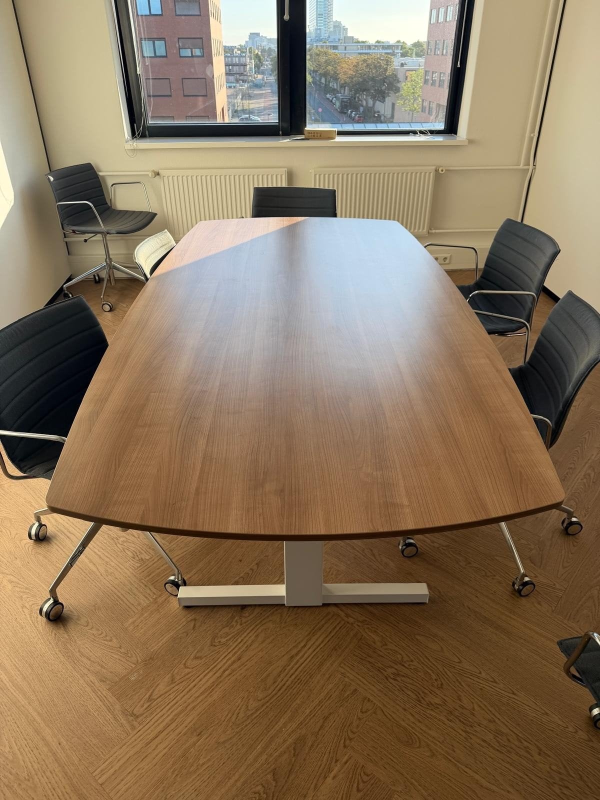 Voortman vergadertafel 240 cm ( 6 / 8 personen ), Voortman, Ophalen of Verzenden, Zo goed als nieuw, Industriestraat 5