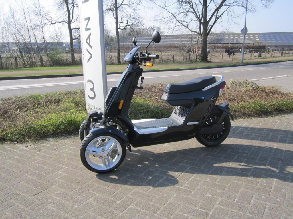 Move V28 ZONDER HELM als SCOOTMOBIEL gereg. !snelheid 45KM, Overige merken, Nieuw, China, China