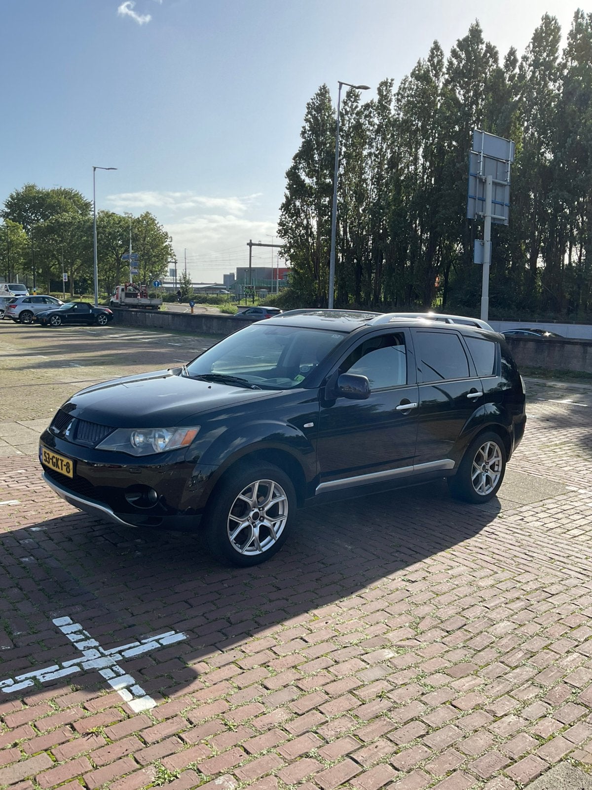 Mitsubishi Outlander 2.4 MPI 4WD CVT 2008 NW APK | AUT | PAN, Automaat, Outlander, 4 cilinders, 7 stoelen