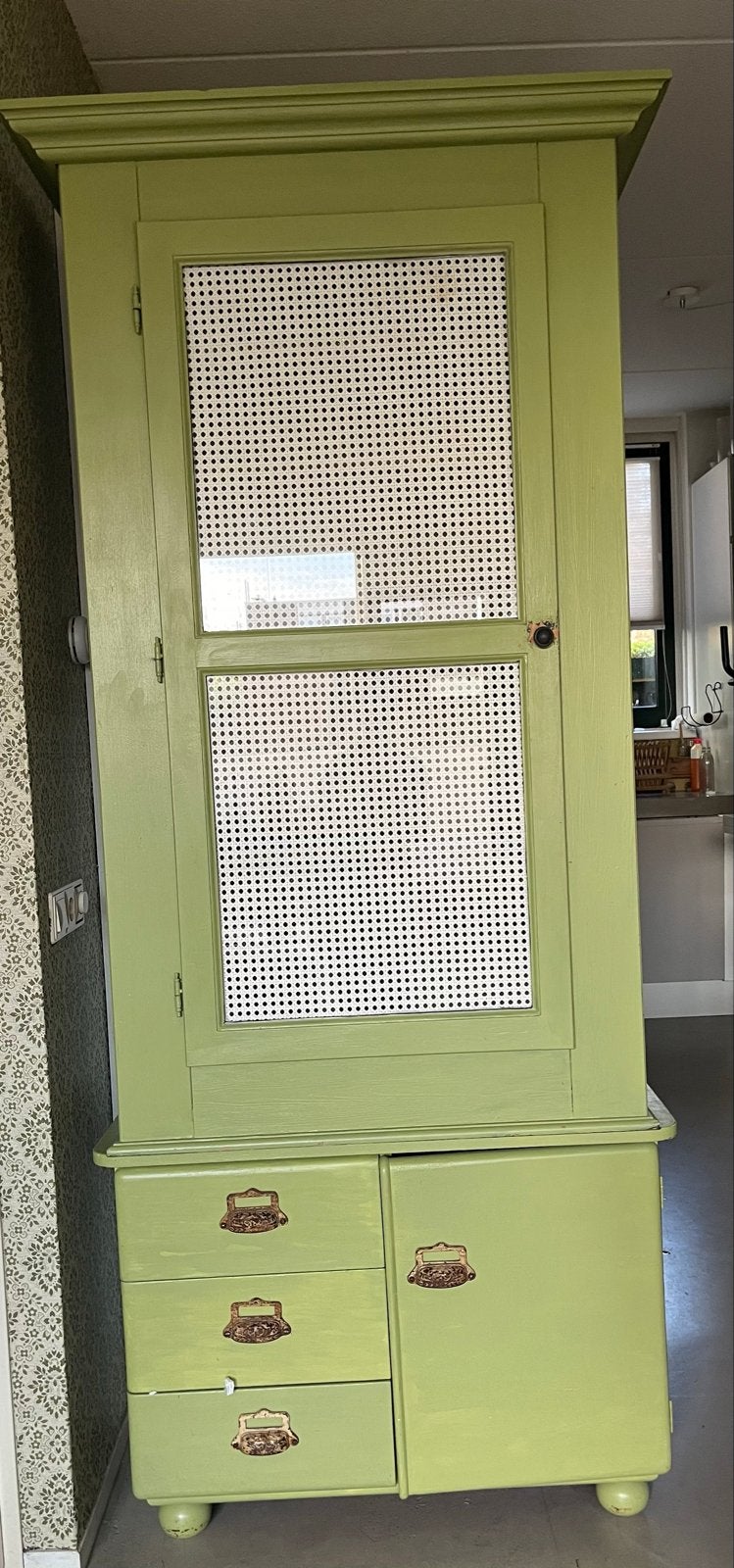 Brocante houten 1 deurs vitrinekast - Groen, Antiek en Kunst, Ophalen