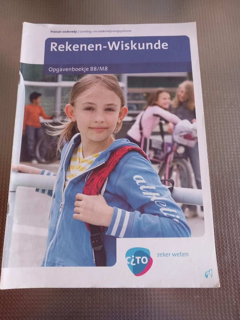 Cito Rekenen-Wiskunde Opgavenboekje B8/M8 + antwoordenblad, Ophalen of Verzenden, Gelezen