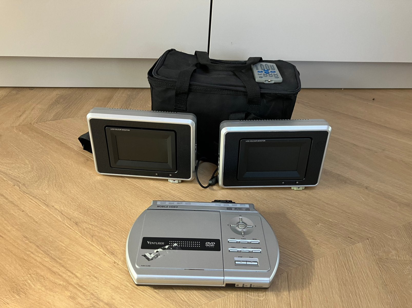 Portable dvd spelers, Ophalen of Verzenden, Zo goed als nieuw