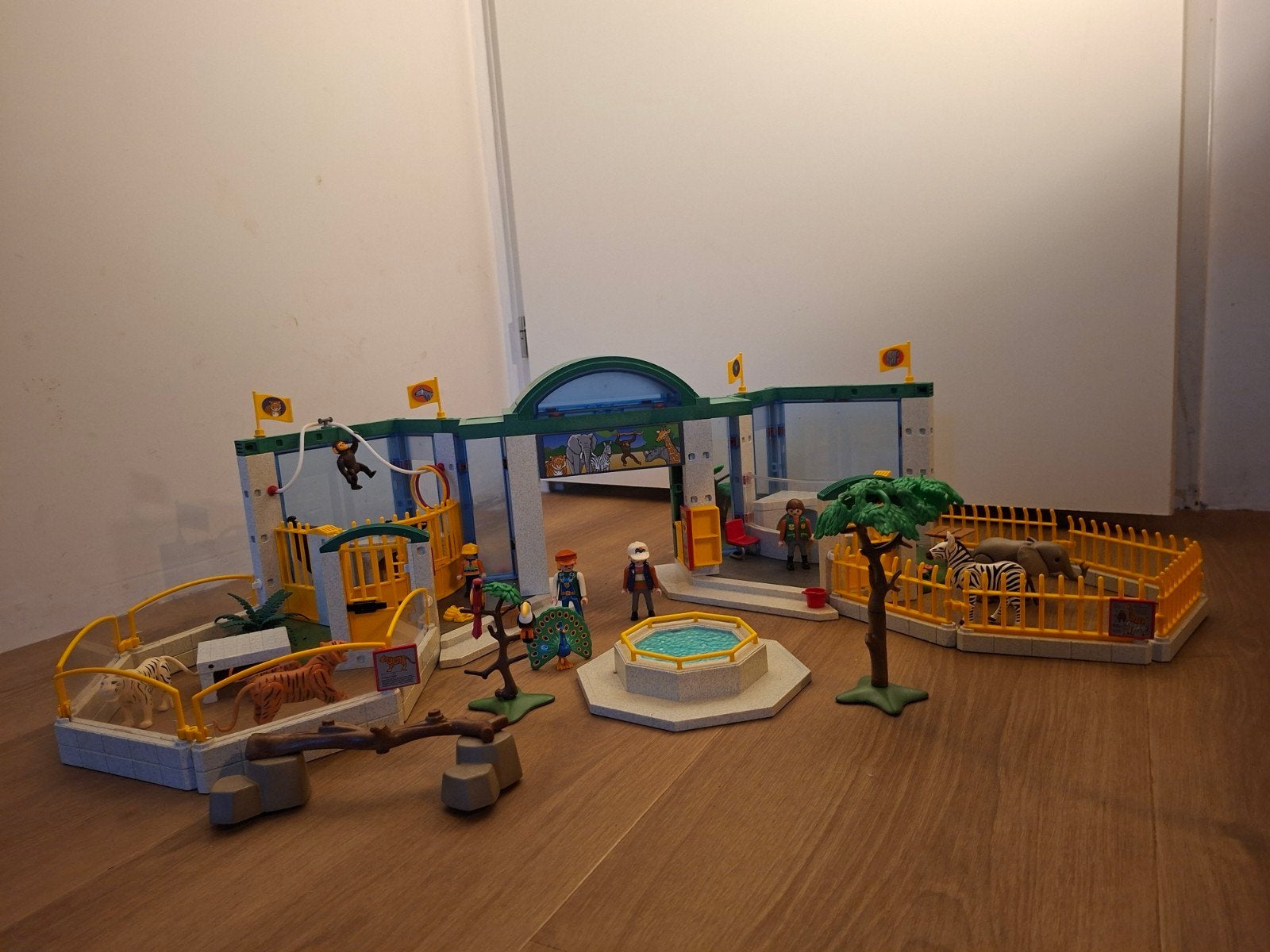 playmobil 3240 dierentuin met veel dieren, Ophalen, Gebruikt