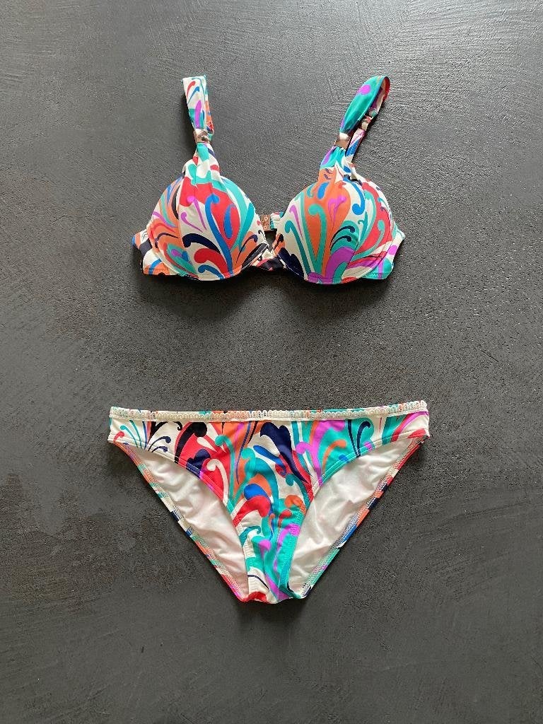 K77 Triumph mt. 36/75C beugel-bikini slip+top gebr.wit/blauw, Blauw, Ophalen of Verzenden, Bikini, Triumph