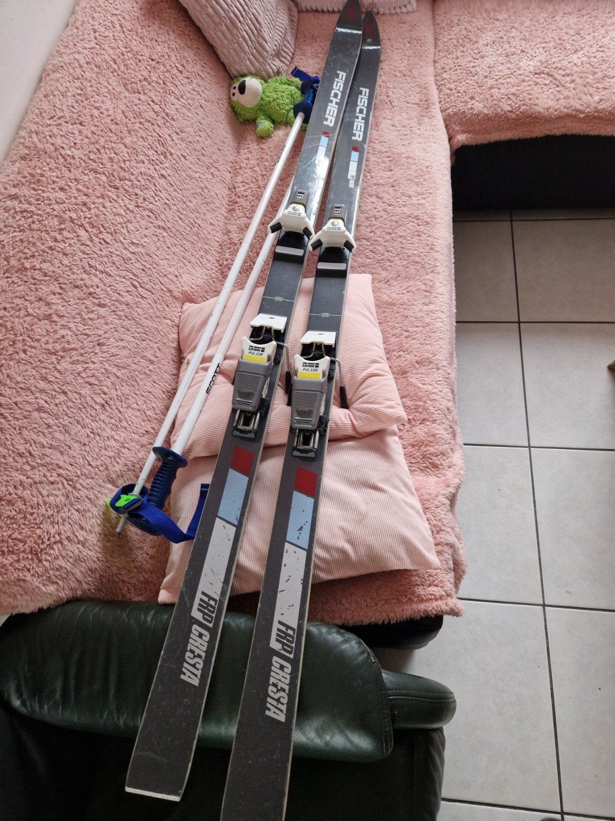 Fischer Ski's met Scott Stokken en Rode Skischoenen, Ophalen, 160 tot 180 cm, Skiën, Ski's