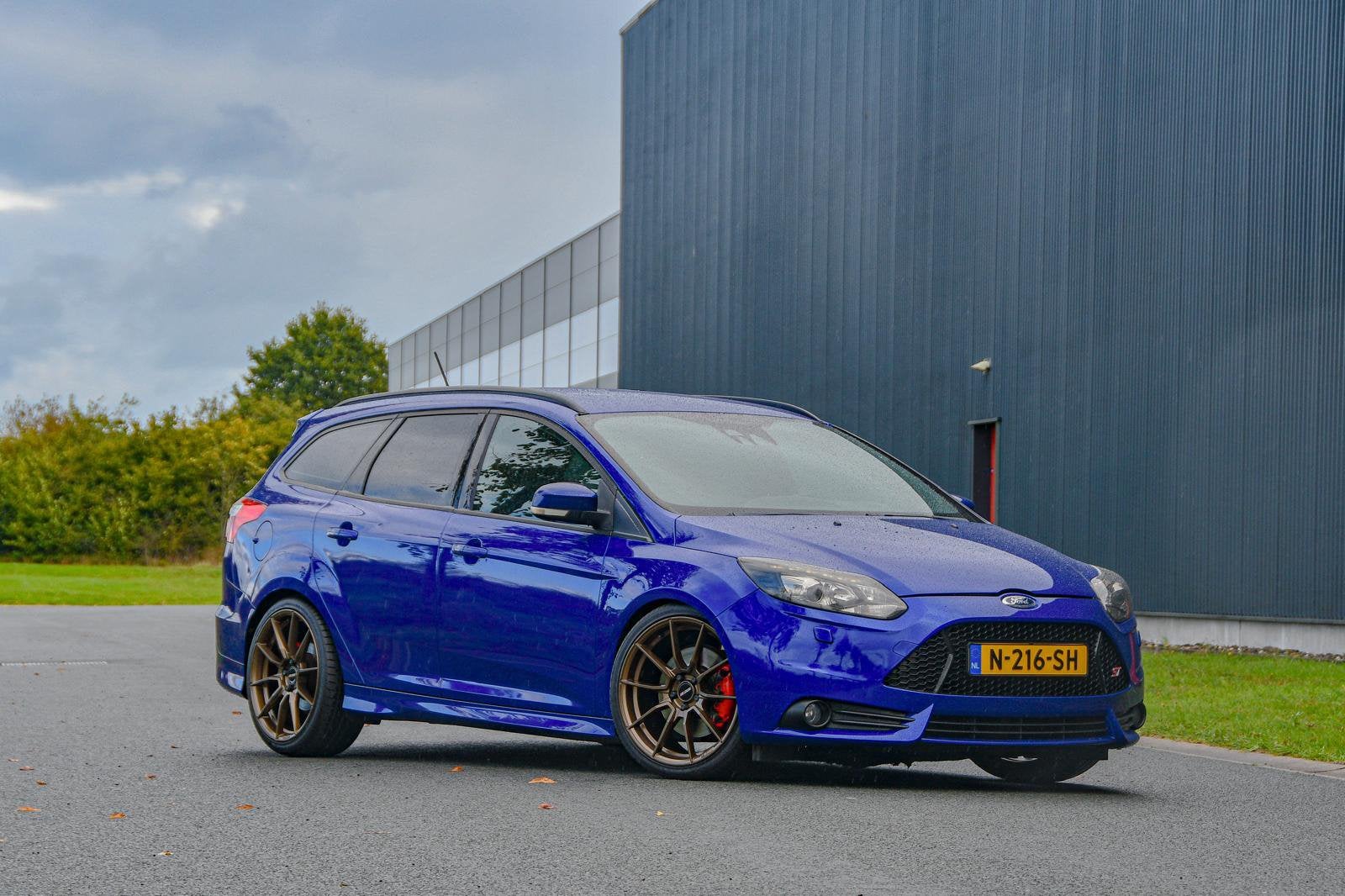 Ford Focus ST 2.0 Ecoboost 184KW Wagon 2013 Blauw, 4 cilinders, Blauw, Leder en Stof, 14 km/l