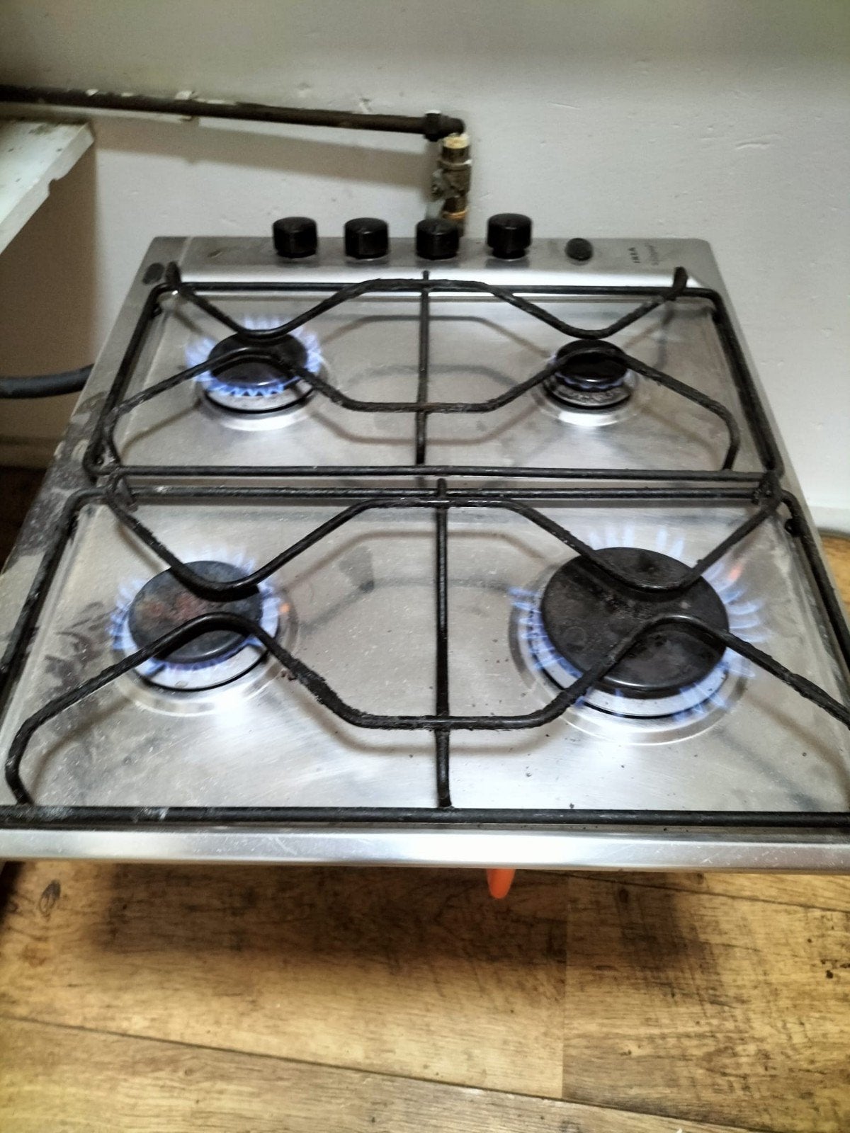 IKEA Whirlpool 4-pits gasfornuis, Witgoed en Apparatuur, Ophalen, Gebruikt, 4 kookzones, Gas