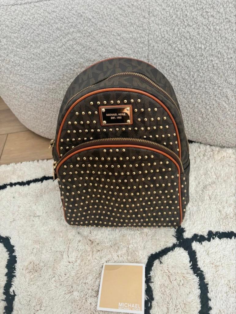 Michael Kors Rugzak met Studs - Zo goed als nieuw, Overige merken, Minder dan 30 cm, Ophalen of Verzenden, Minder dan 25 cm