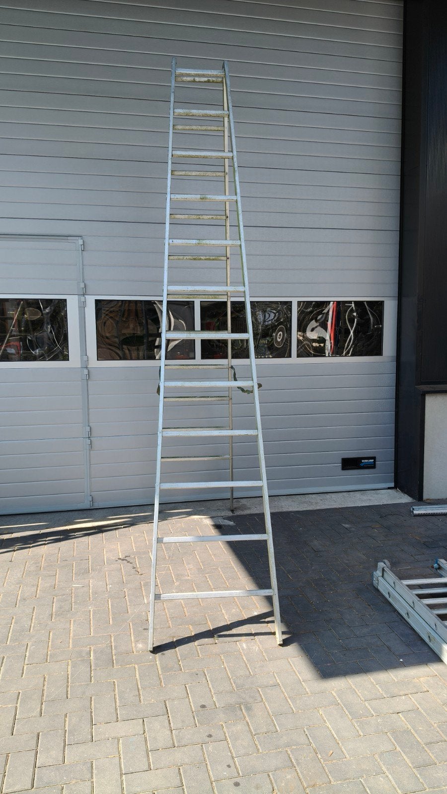 Dubbel beloopbare trap 12 treden, Ophalen, Overige typen, Minder dan 2 meter