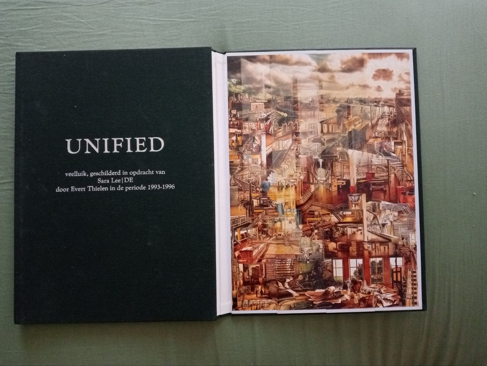 UNIFIED - Evert Thielen - Veelluik Sara Lee (1993-1996), Verzenden