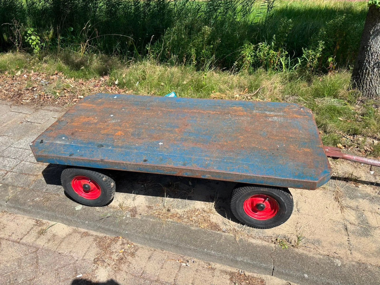 Transportkar / plateauwagen 200 cm x 100, Doe-het-zelf en Verbouw, Transportwagens, 100 liter of meer, Ophalen of Verzenden, Zo goed als nieuw