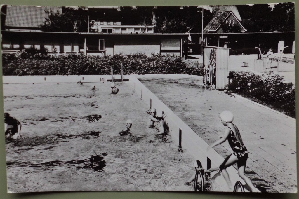 Scheemda - Zwembad de Ringberg - jaren 50-60, Verzamelen, Ansichtkaarten | Nederland, Ophalen of Verzenden, 1940 tot 1960, Ongelopen
