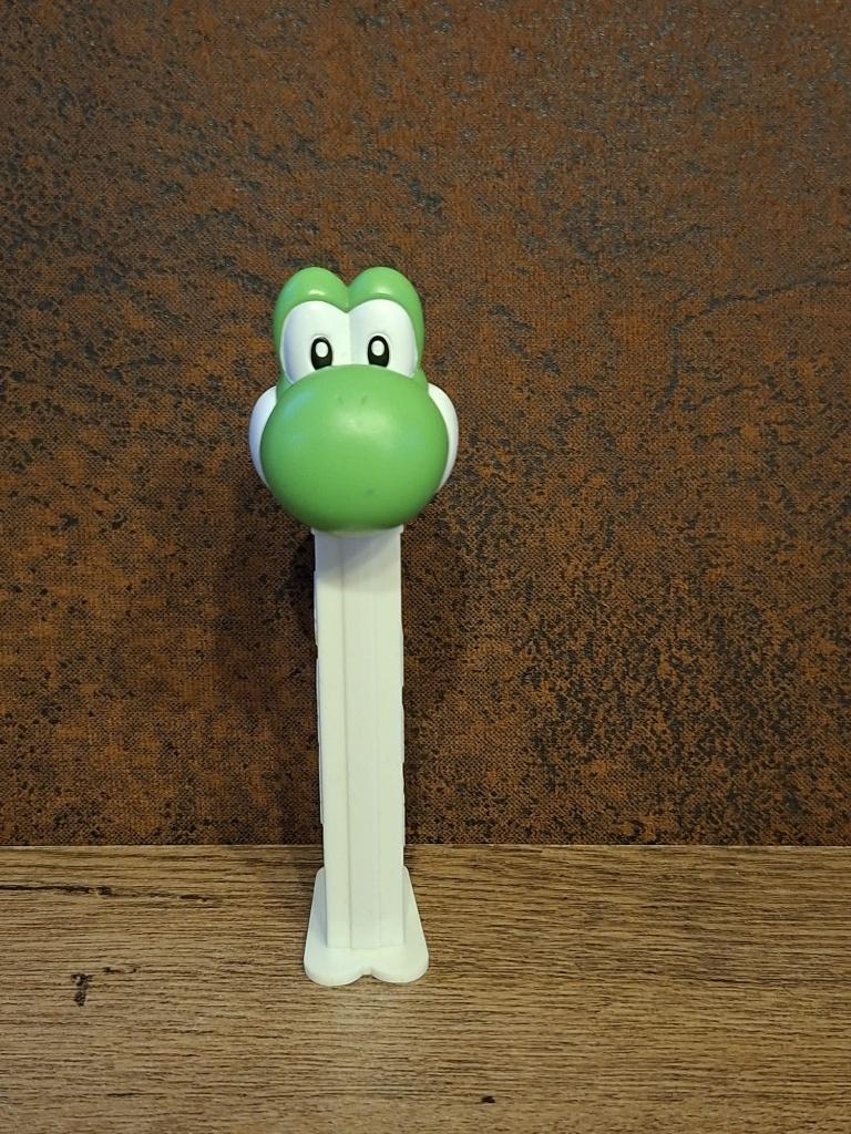 Pez : Yoshi !!, Verzamelen, Poppetjes en Figuurtjes, Ophalen of Verzenden, Zo goed als nieuw