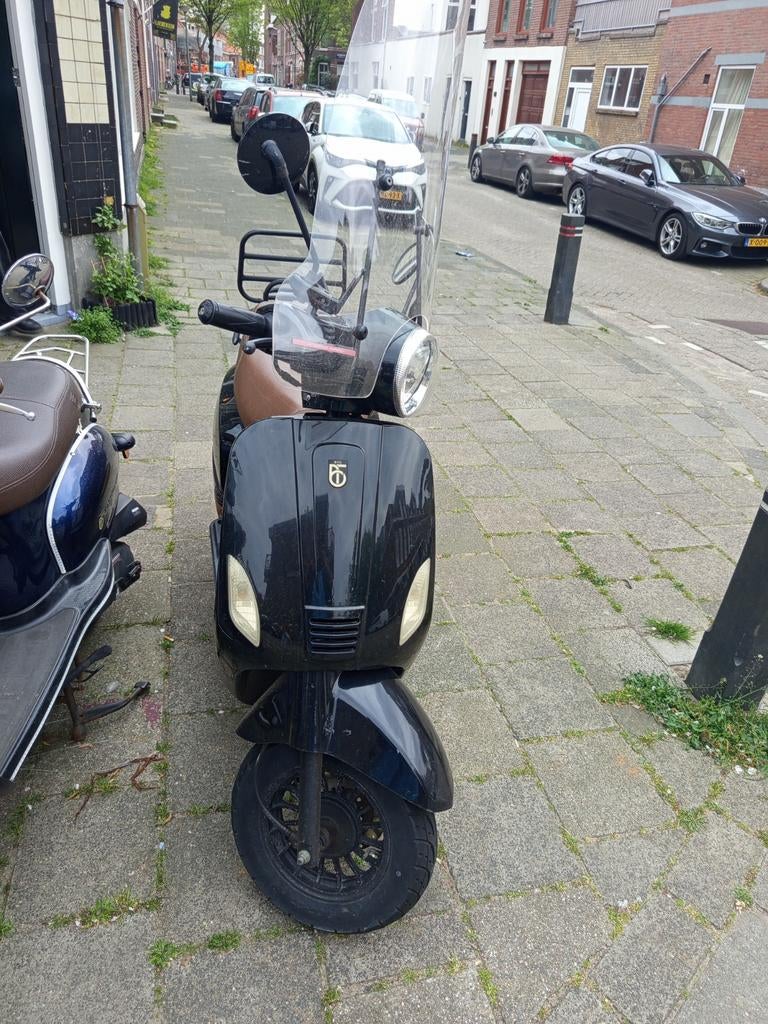 BTC Riva Scooter uit 2015 - Zwart, Goed Onderhouden, Ophalen, Gebruikt, BTC, Benzine