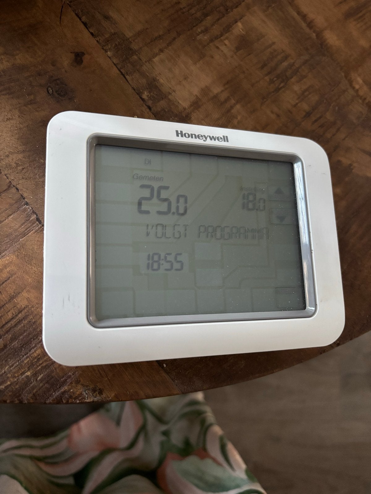 Honeywell Chronotherm TH8200G1004 50€ ophalen Dordrecht, Doe-het-zelf en Verbouw, Thermostaten, Ophalen of Verzenden, Slimme thermostaat